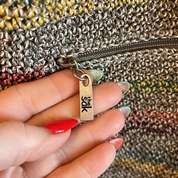 The Sak Belle Voyager Shoulder Bag Crochet Multicolor Striped Boho - Picture 4 of 12